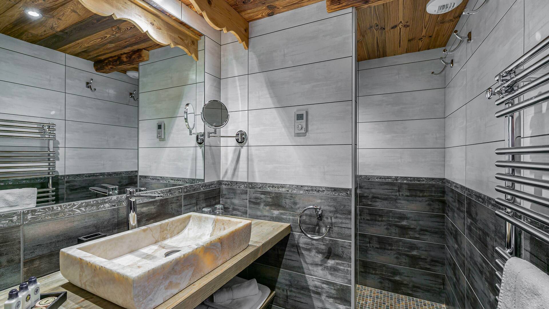 en suite bathroom 