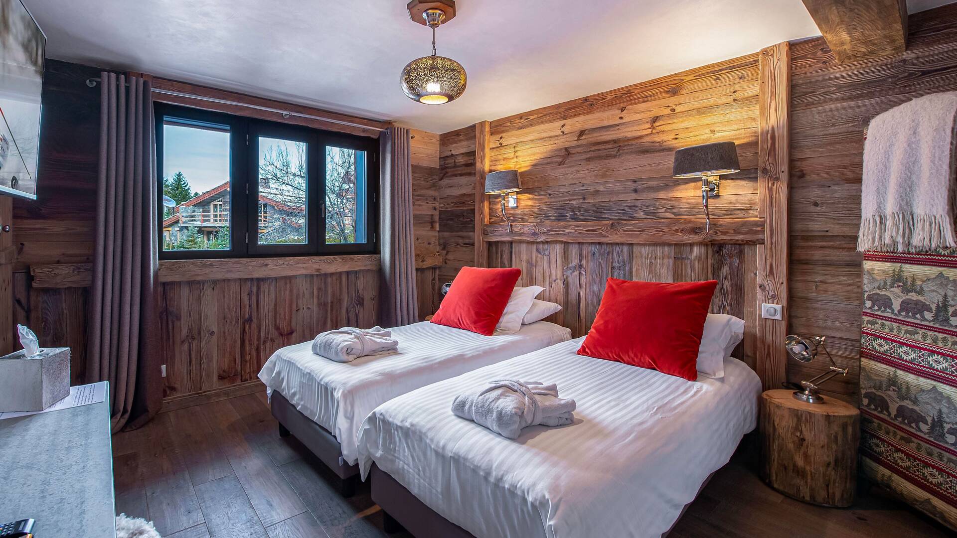 first floor, bedroom 4