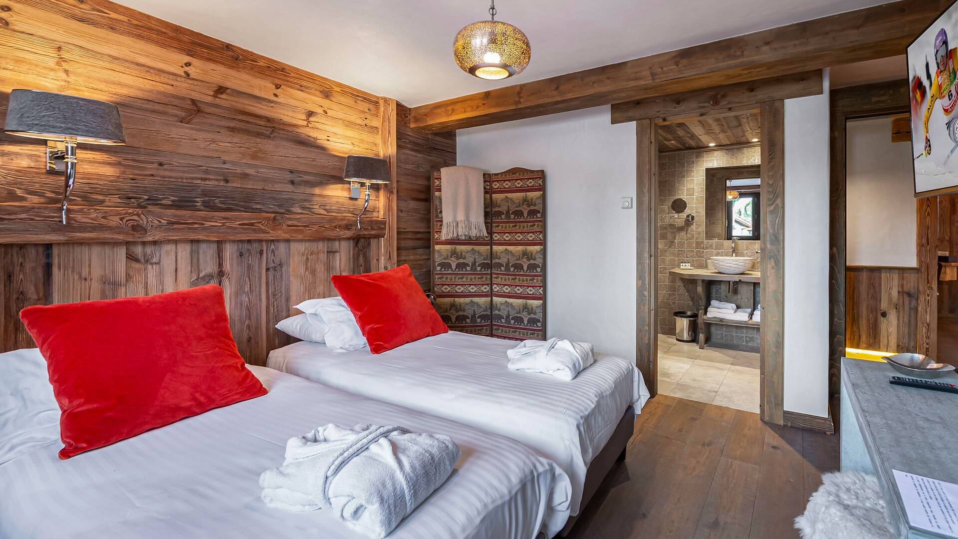 first floor, bedroom 4