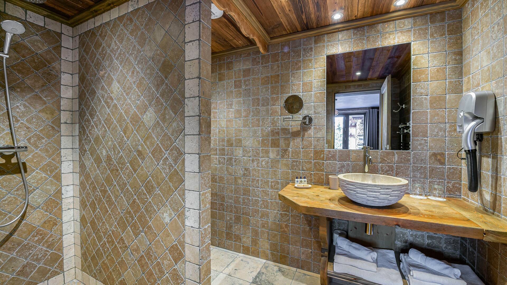 en suite bathroom 