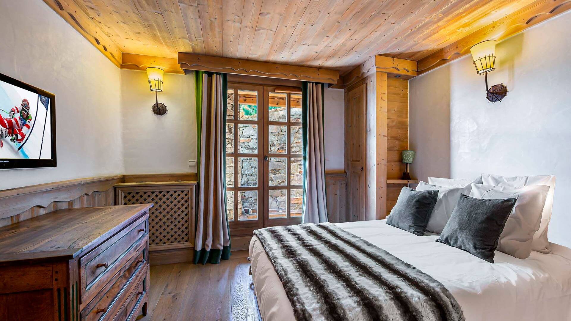large double bedroom 