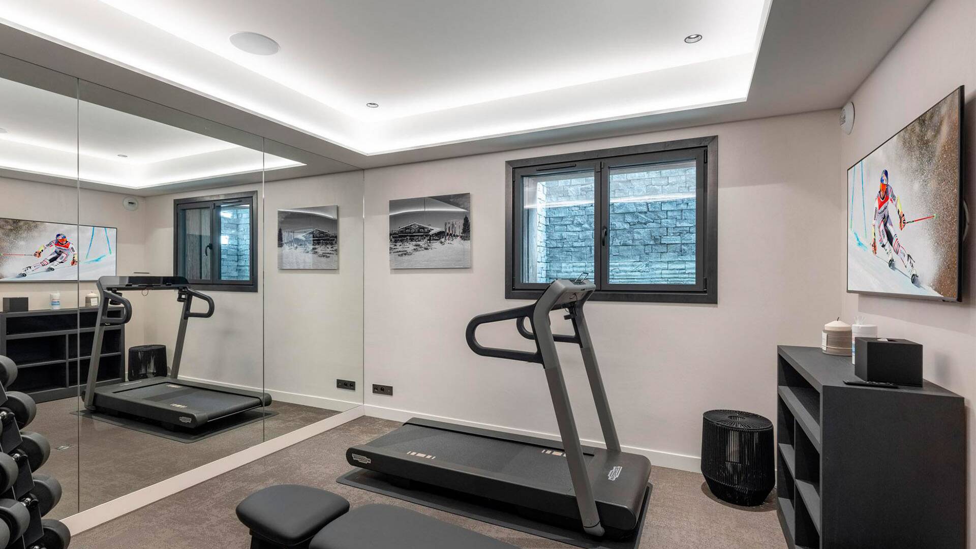  equipped gym 