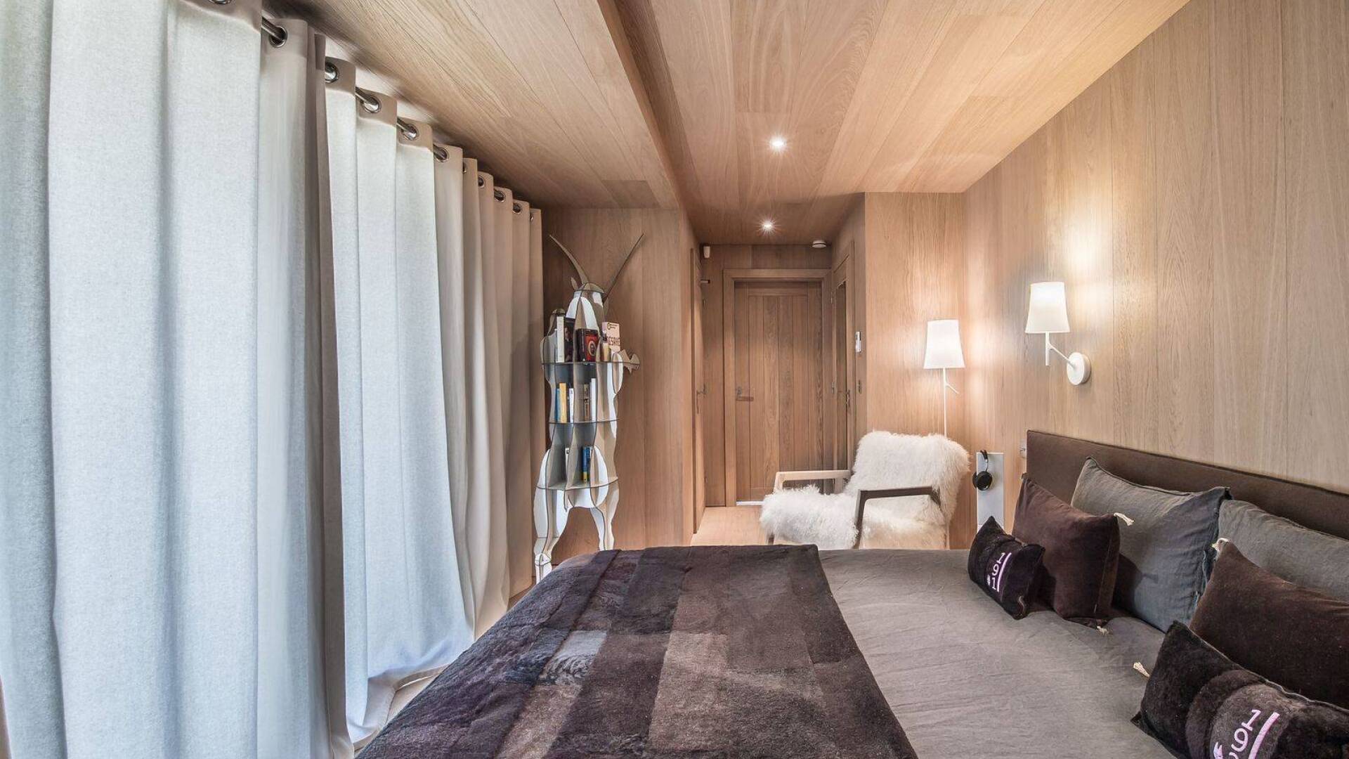 bedoom 5, third floor