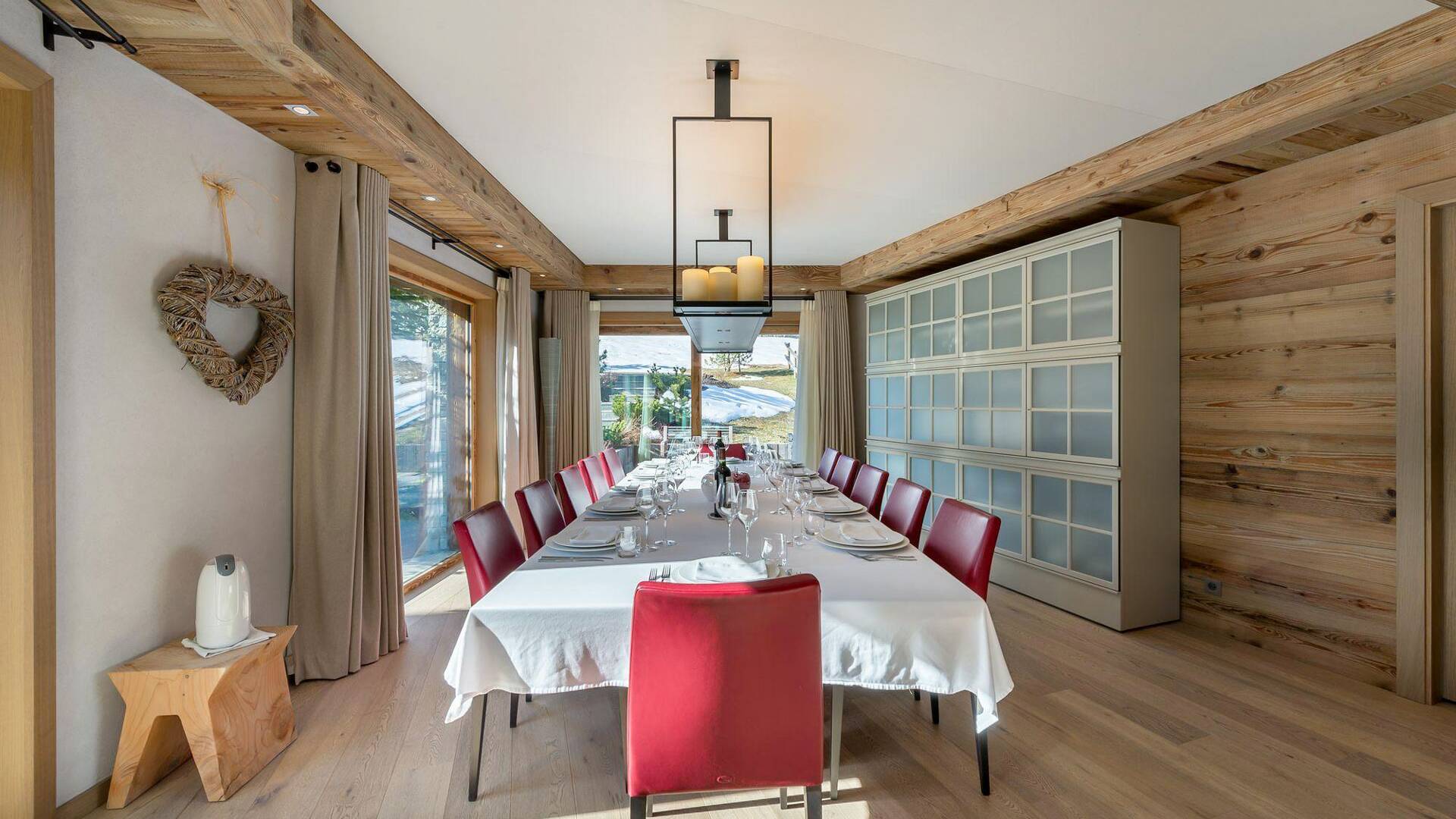 beautiful dining table
