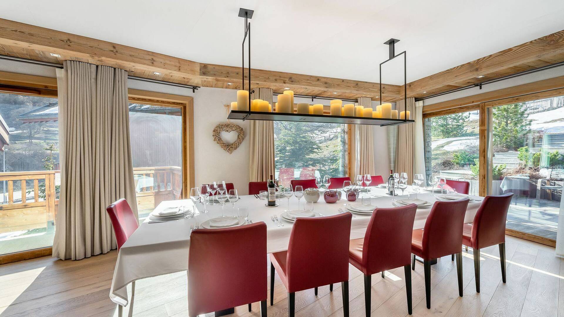 beautiful dining table
