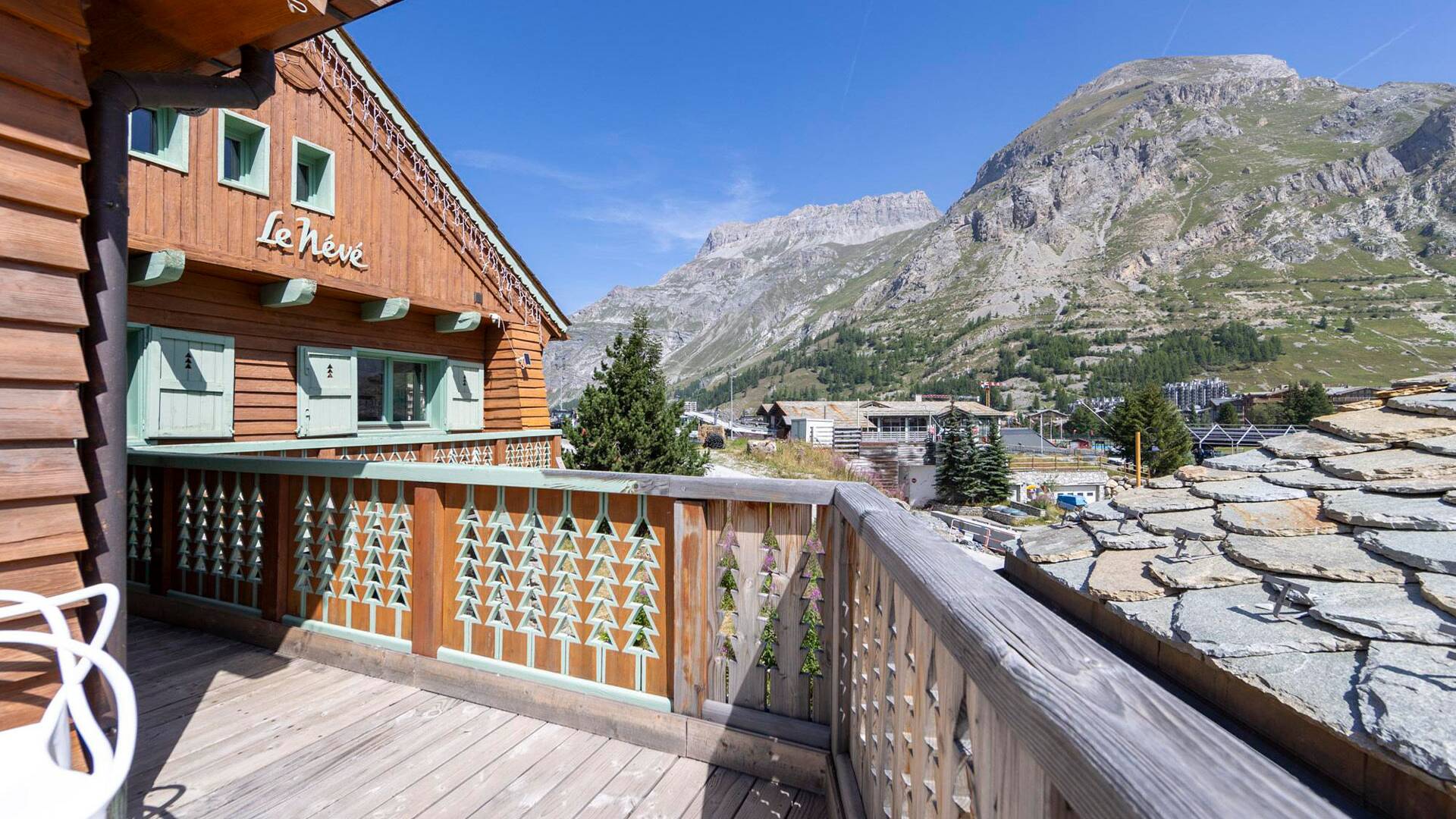 balcony view