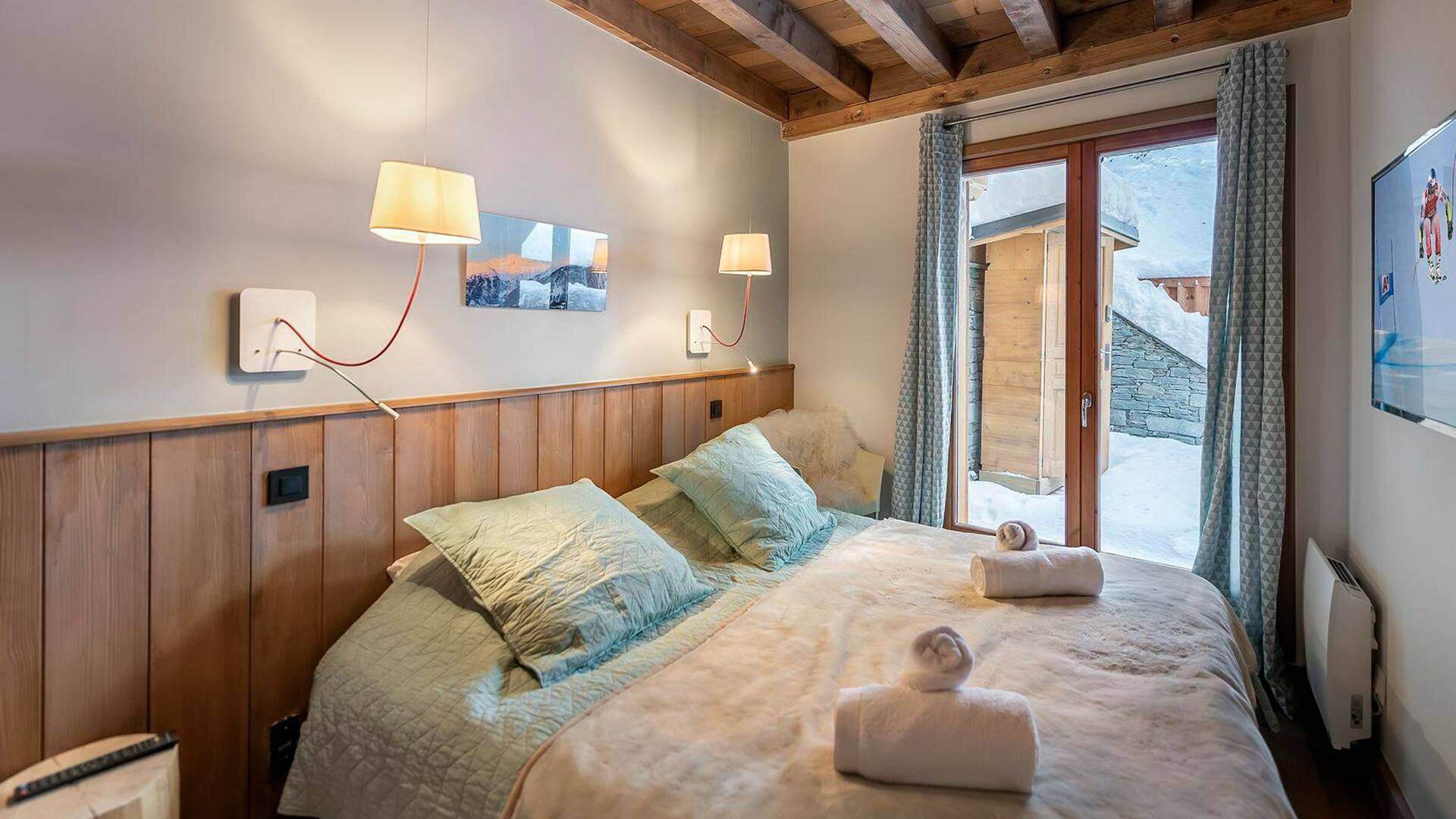 bedroom 3, first floor