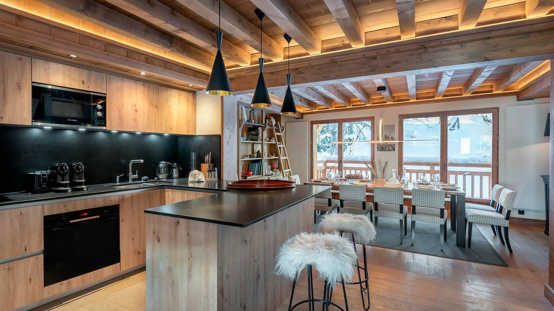 fully equipped kitchen with cooking island 