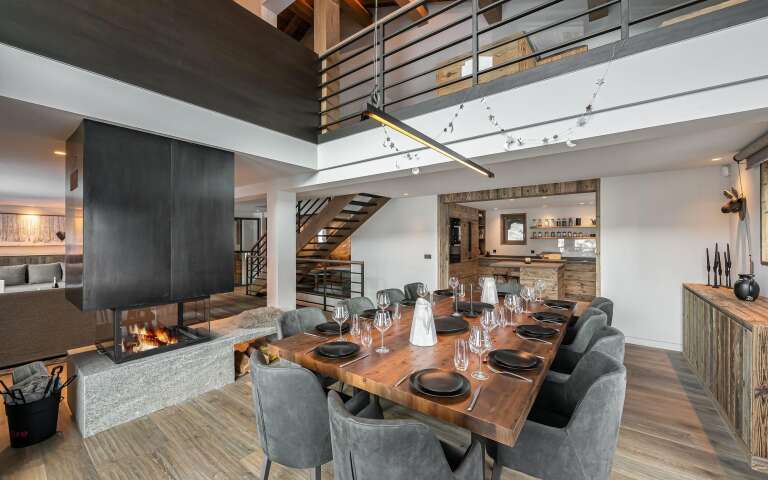 dining table 