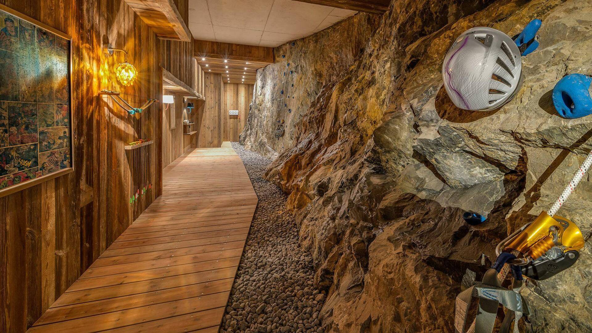 indoor climbing wall  