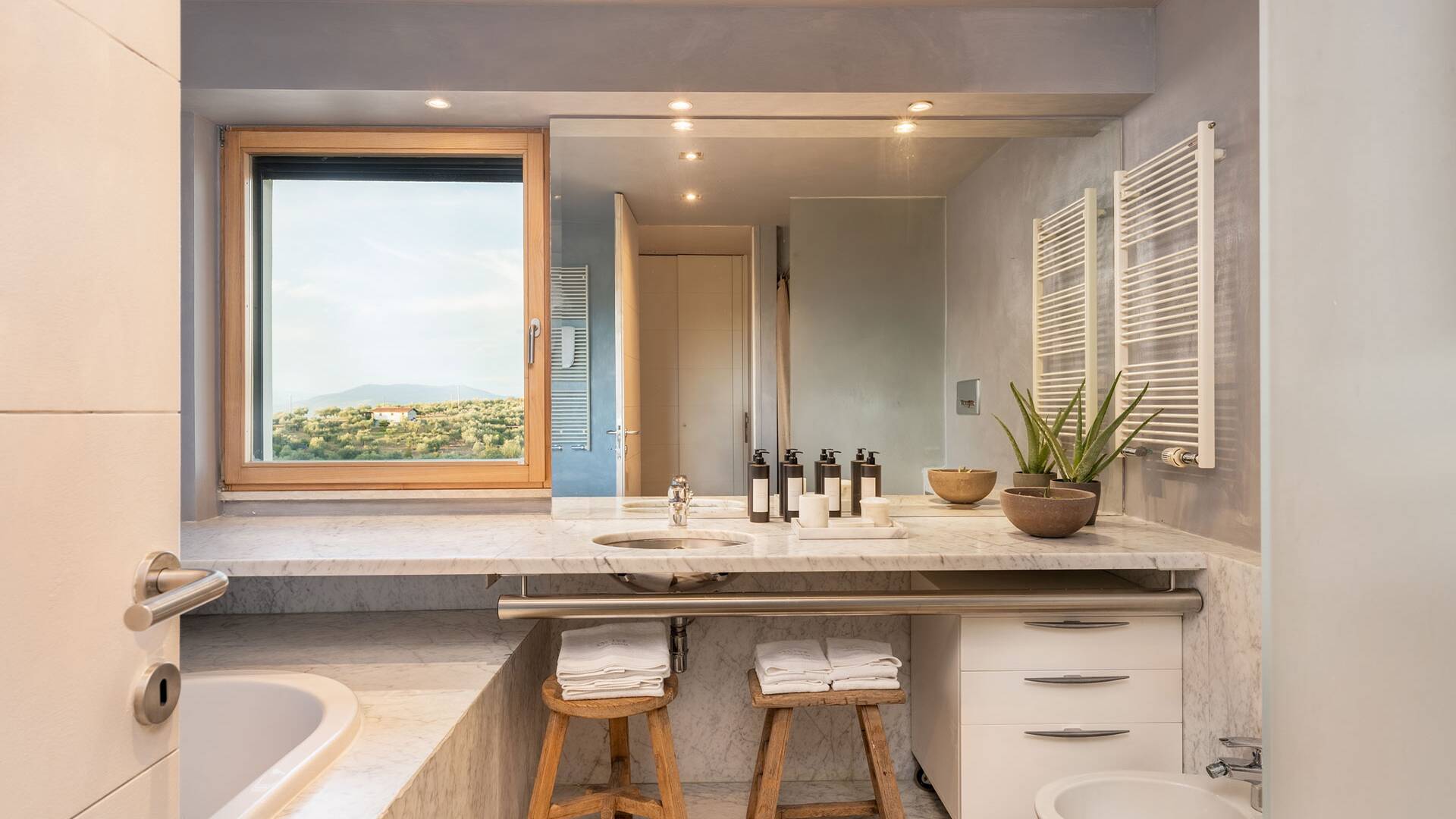 shared bathroom 