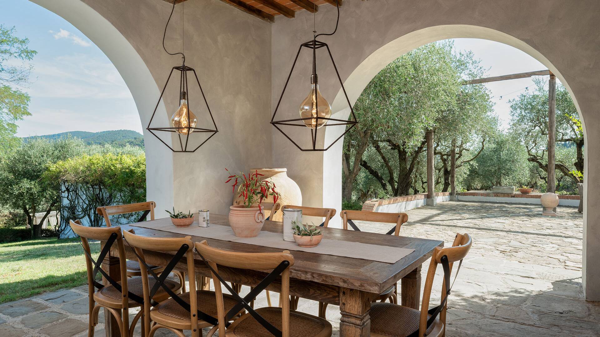 covered tarrace for al fresco dining