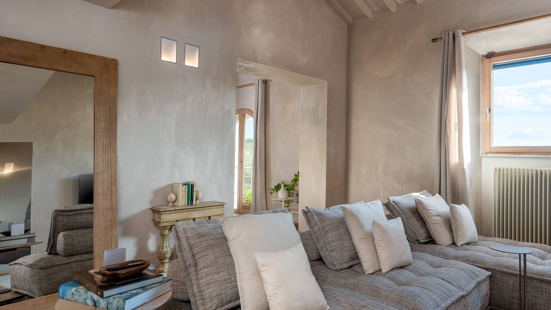 loft dining room 