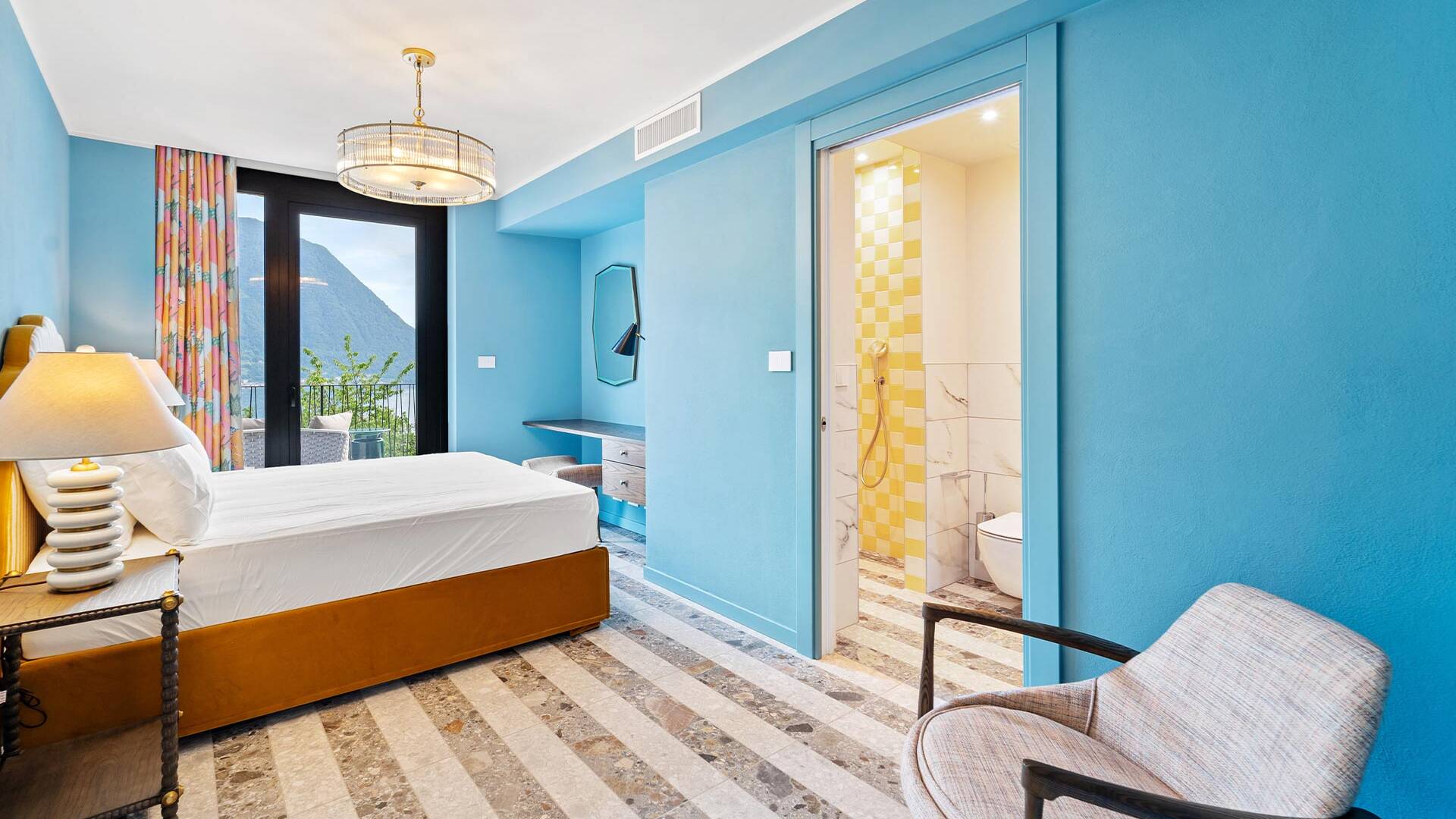 en suite double bedroom 