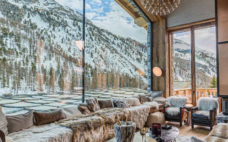 living room with mountain view