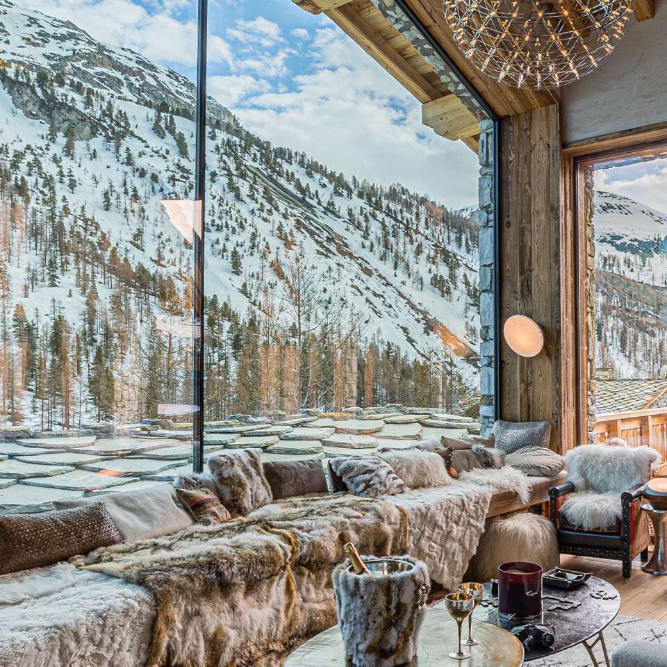 living room with mountain view