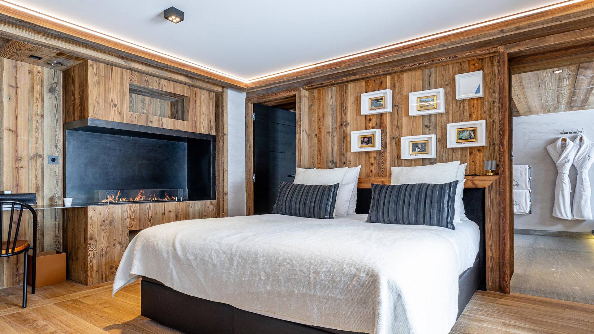 master bedroom Chalet Kirigami