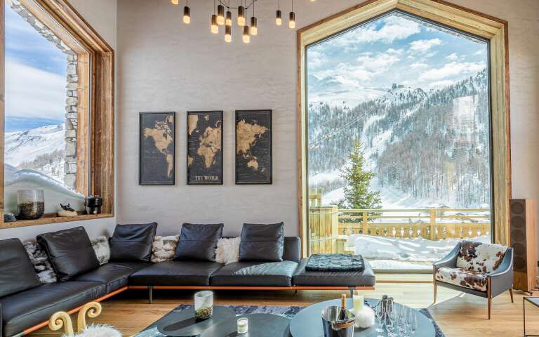 living room with mountain view