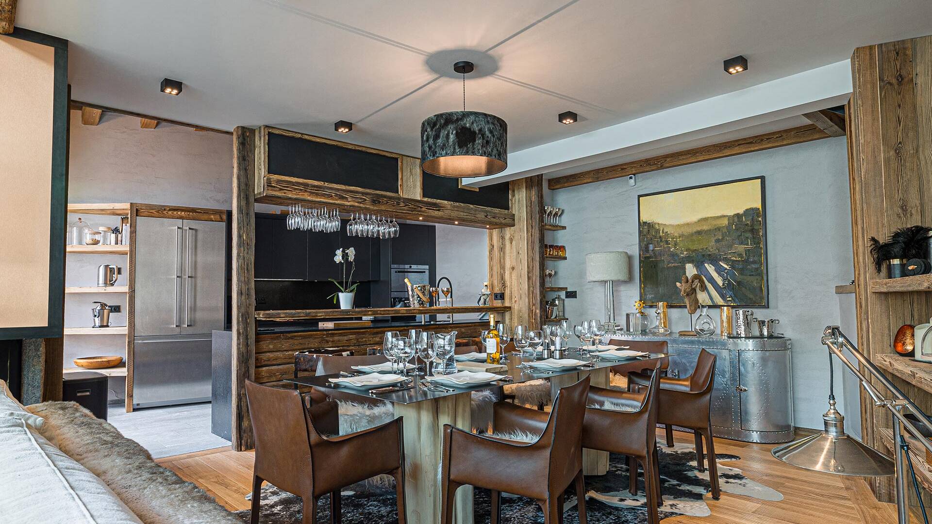 fully equipped kitchen and dining table