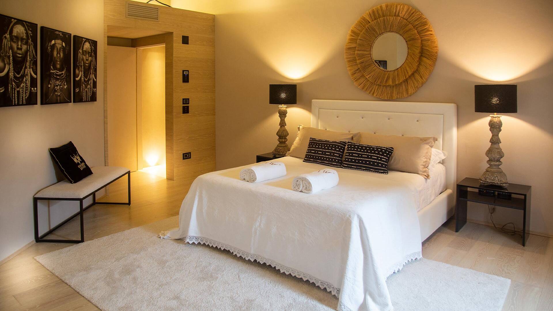 en suite double bedroom, main villa