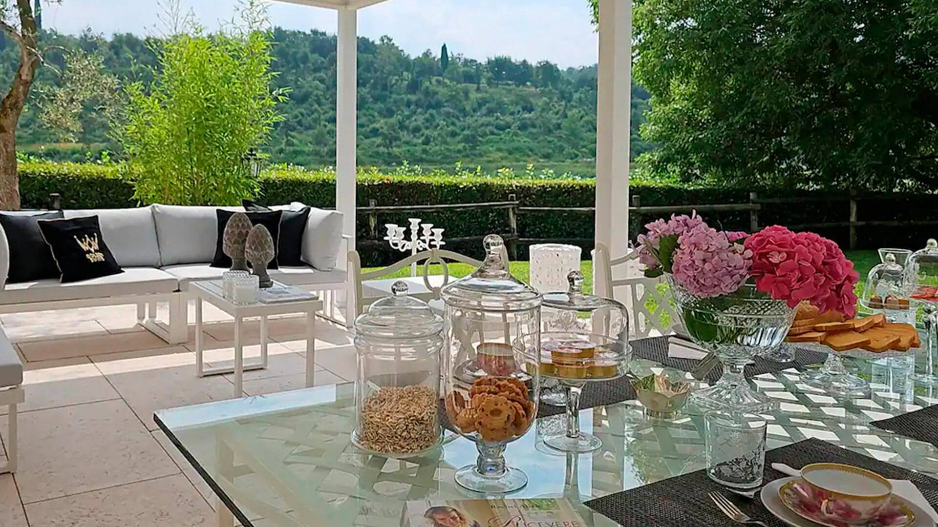 covered lounge space 