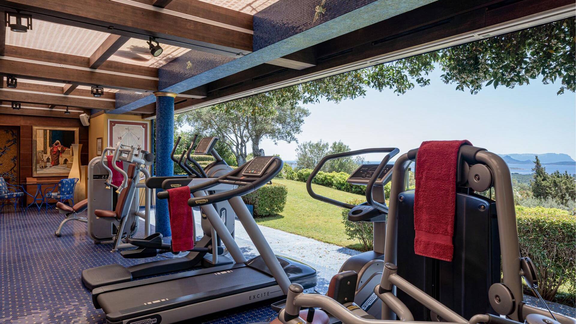 open air fully equipped gym