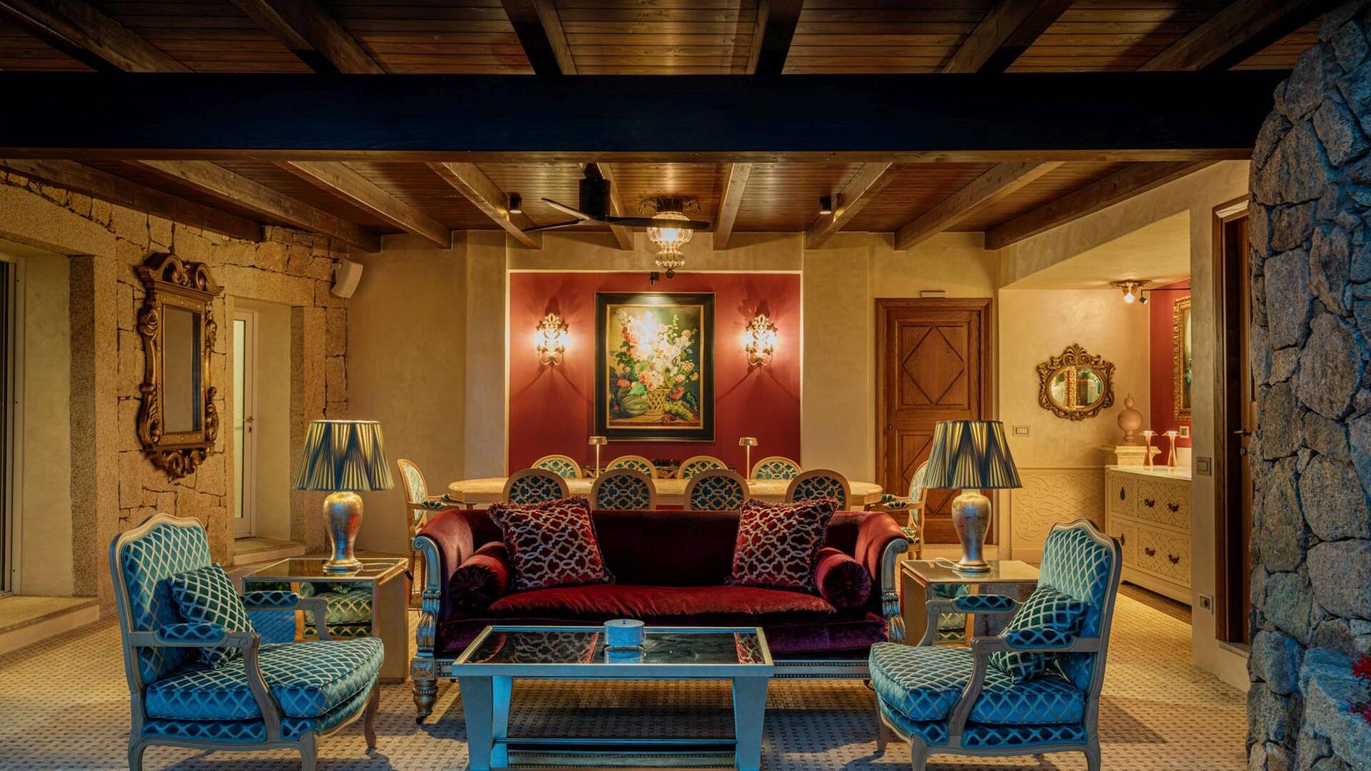  dining room with lounge area