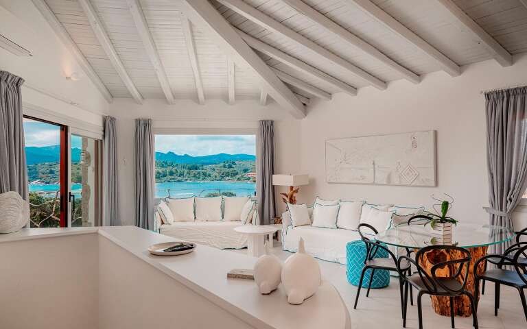 luxury Villa Tavi for weekly rental in Sardinia