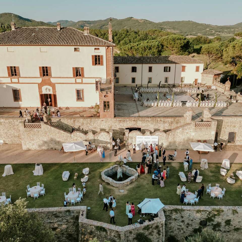 Il Castello wedding villa in Umbria 