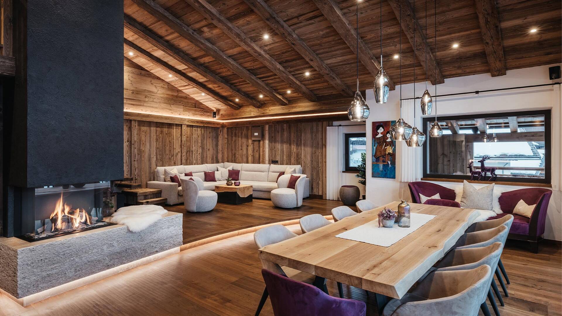 luxury Chalet Acanto Ri, dining table