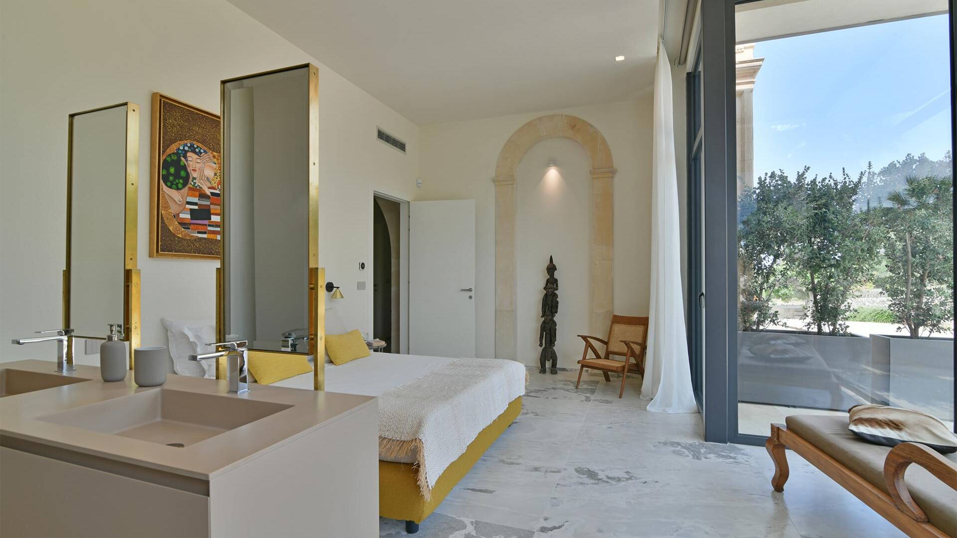 ground floor en suite double bedroom 