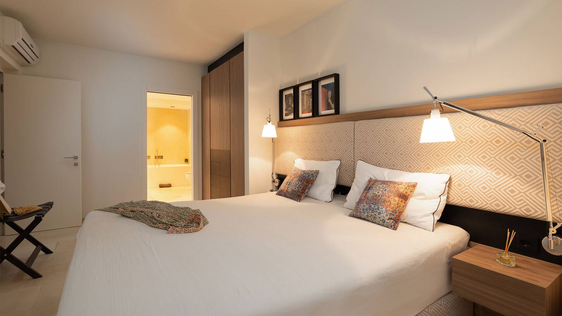 en suite double bedroom 