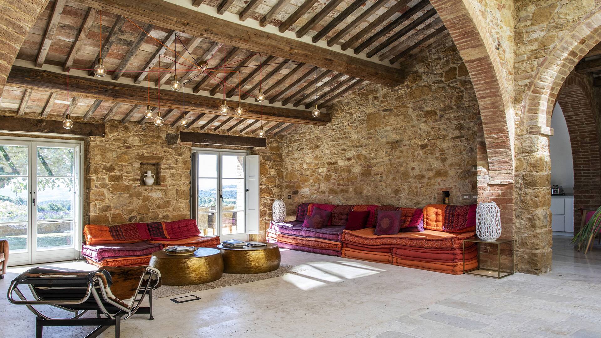 spacious living room 