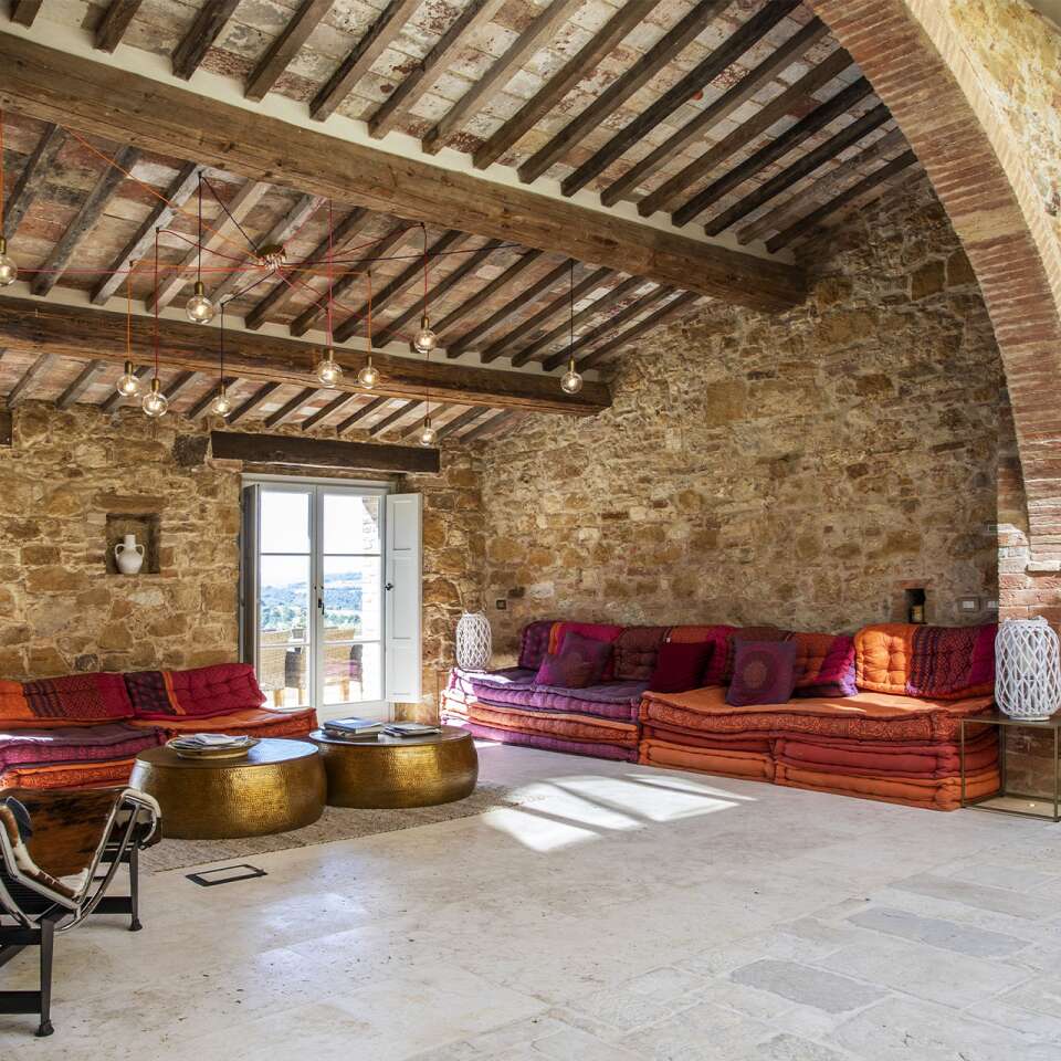 spacious living room 