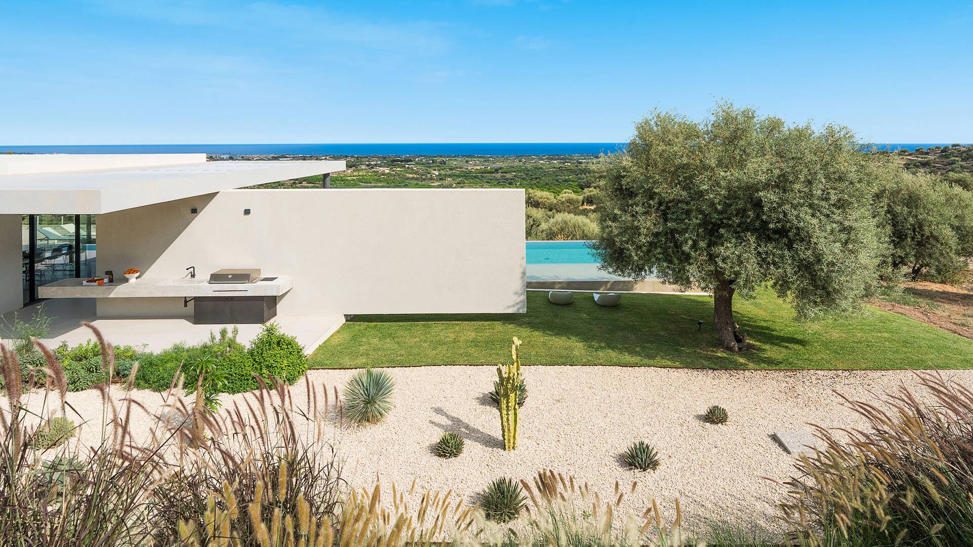 mediterranean garden