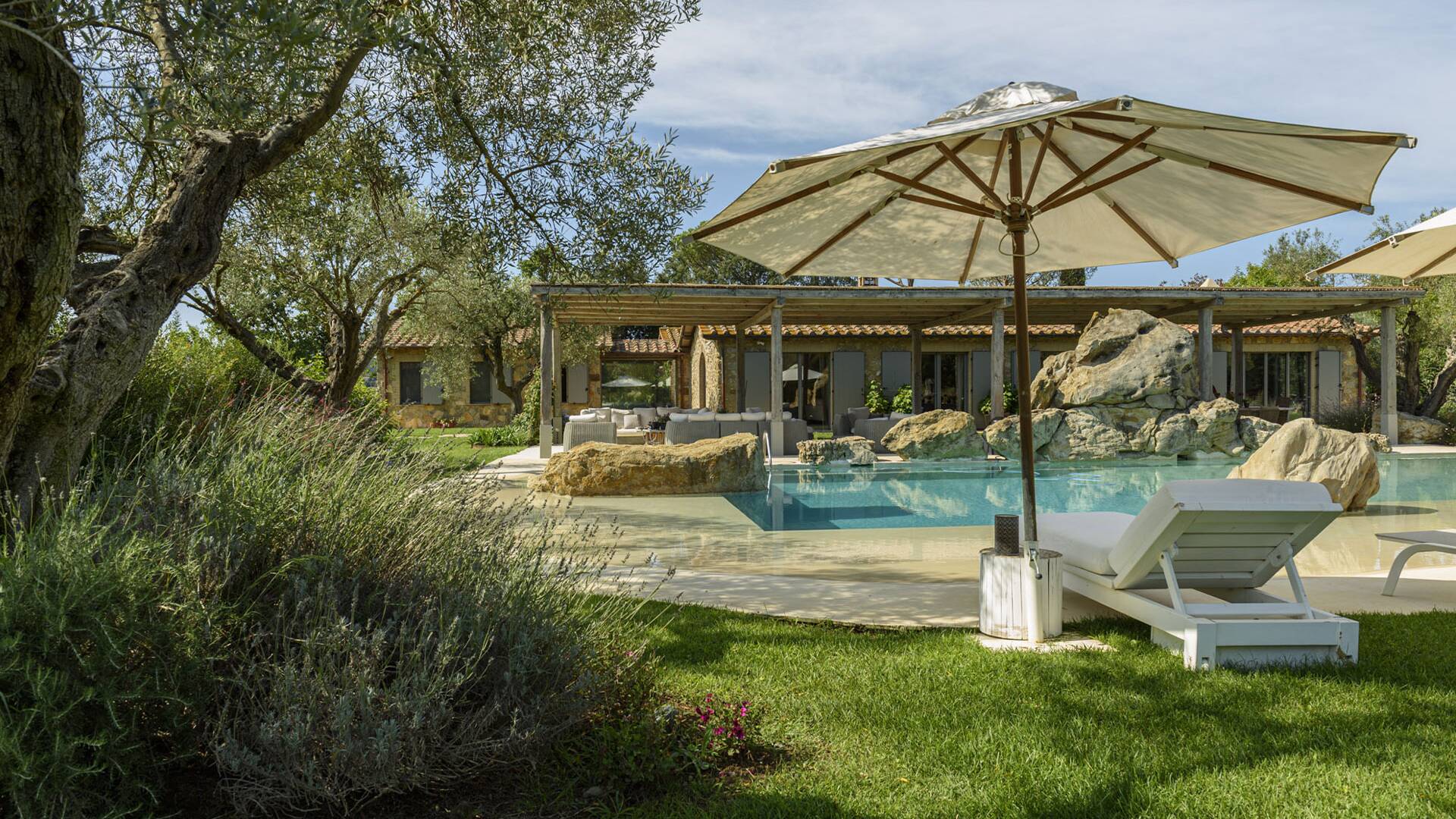 luxury villa Afrodite, swimming pool area