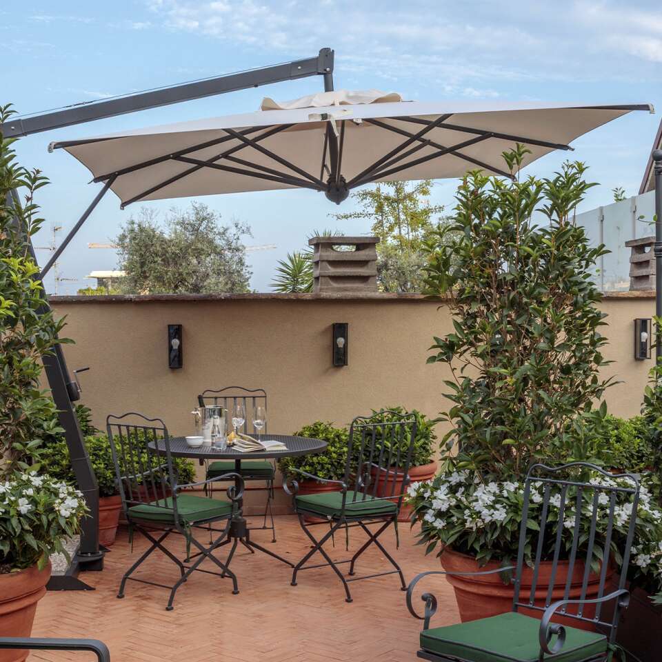 shared rooftop terrace