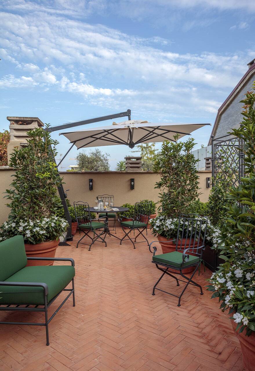 shared rooftop terrace