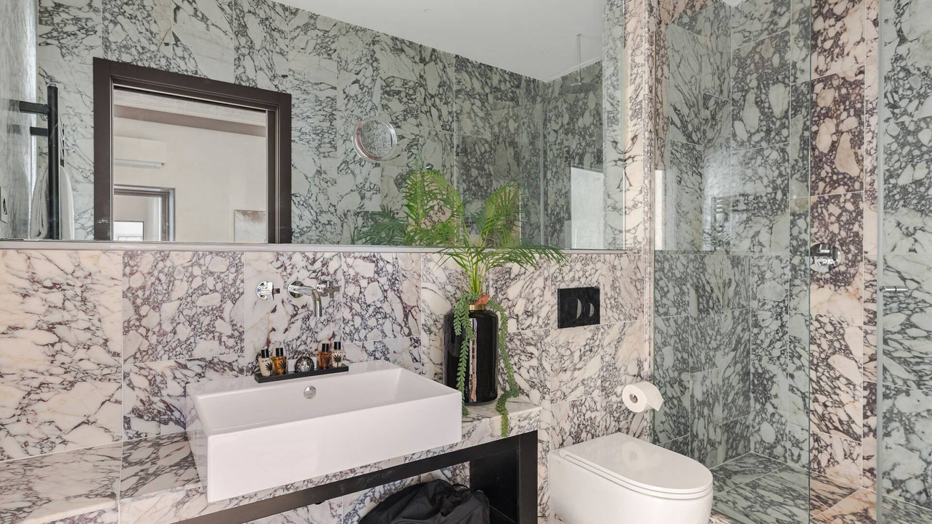 marble bathroom