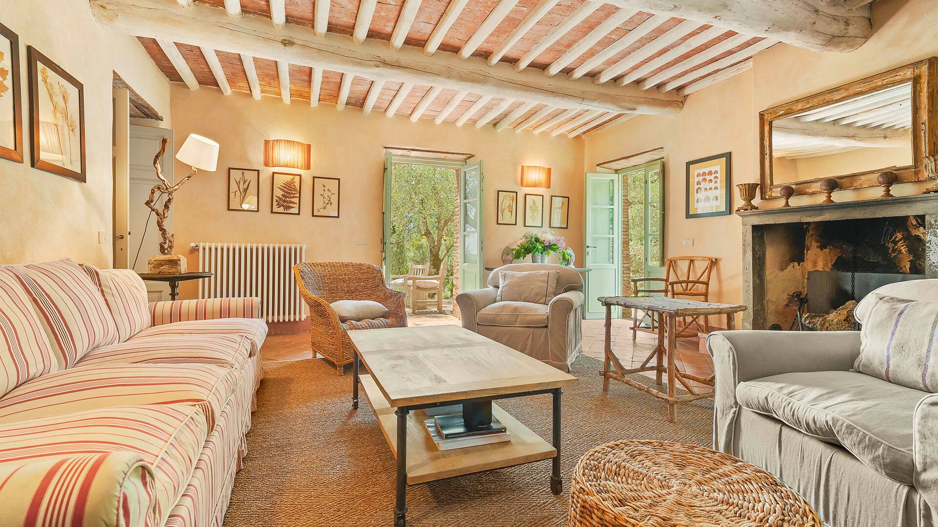 ground floor, main living room 