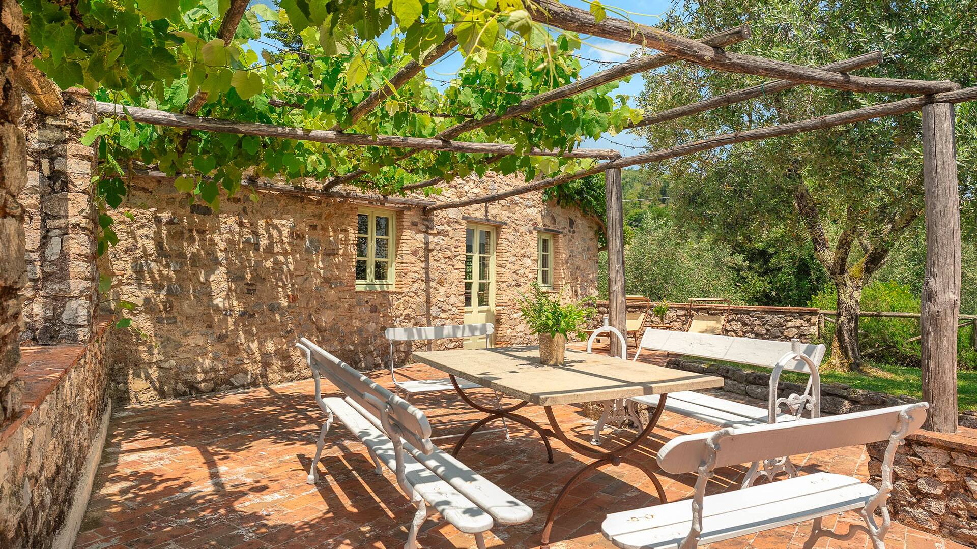 luxury Villa Solare for weekly rent in Tuscany