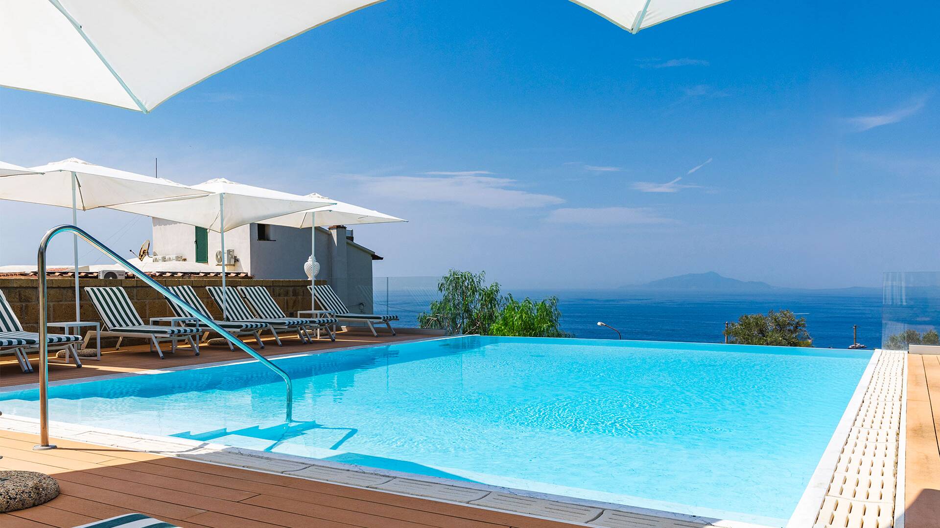 infinity swimming pool with stunning view over Capri
