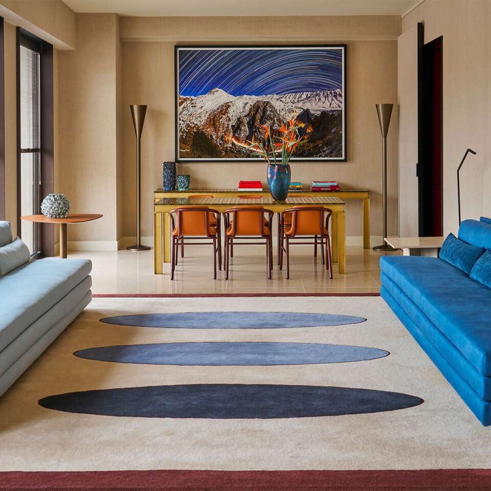 luxury apartment for rent in central Milan