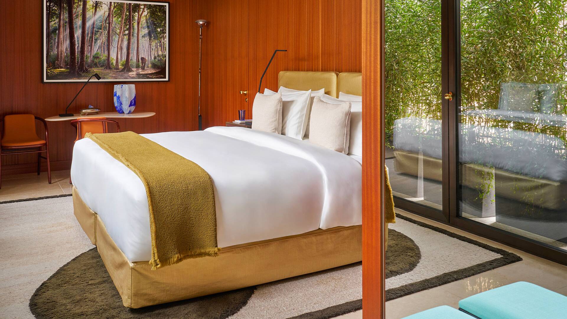 luxury apartment for rent in central Milan