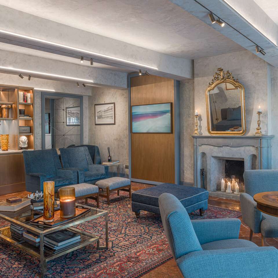 Elegant living room