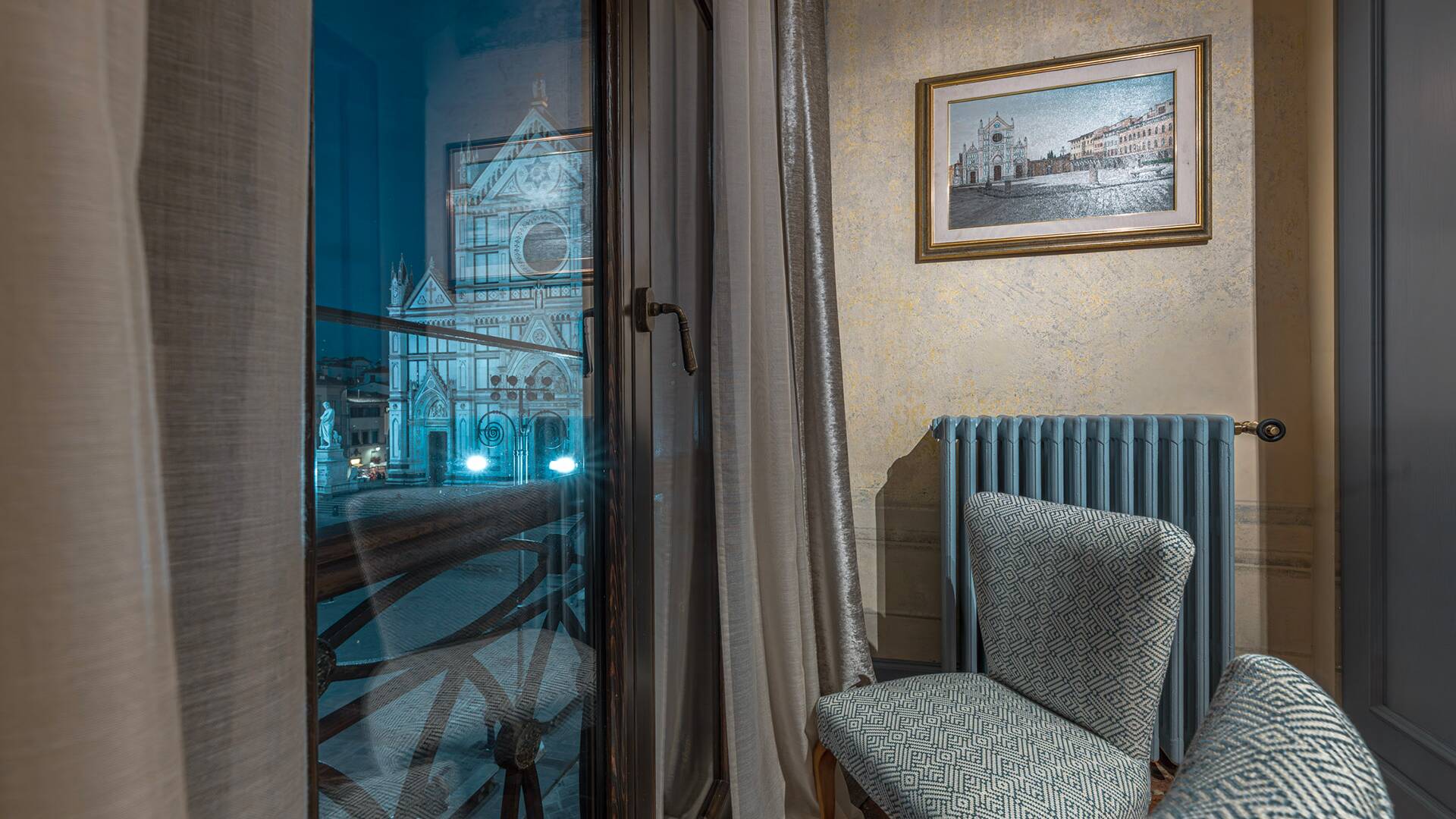 Quiet reading corner with views on Santa Croce
