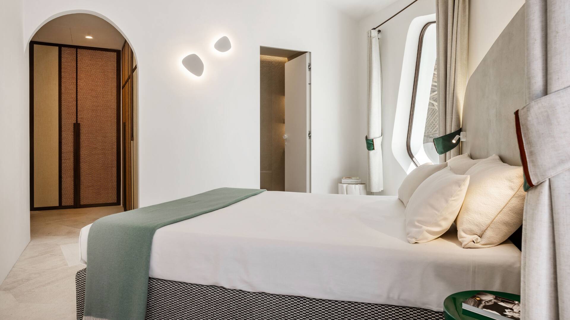 en suite double room