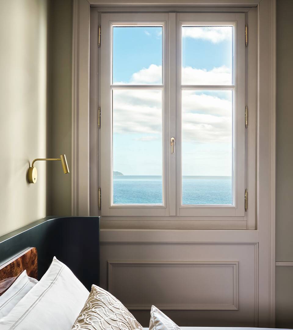 en suite double bedroom suitable for a family, first floor