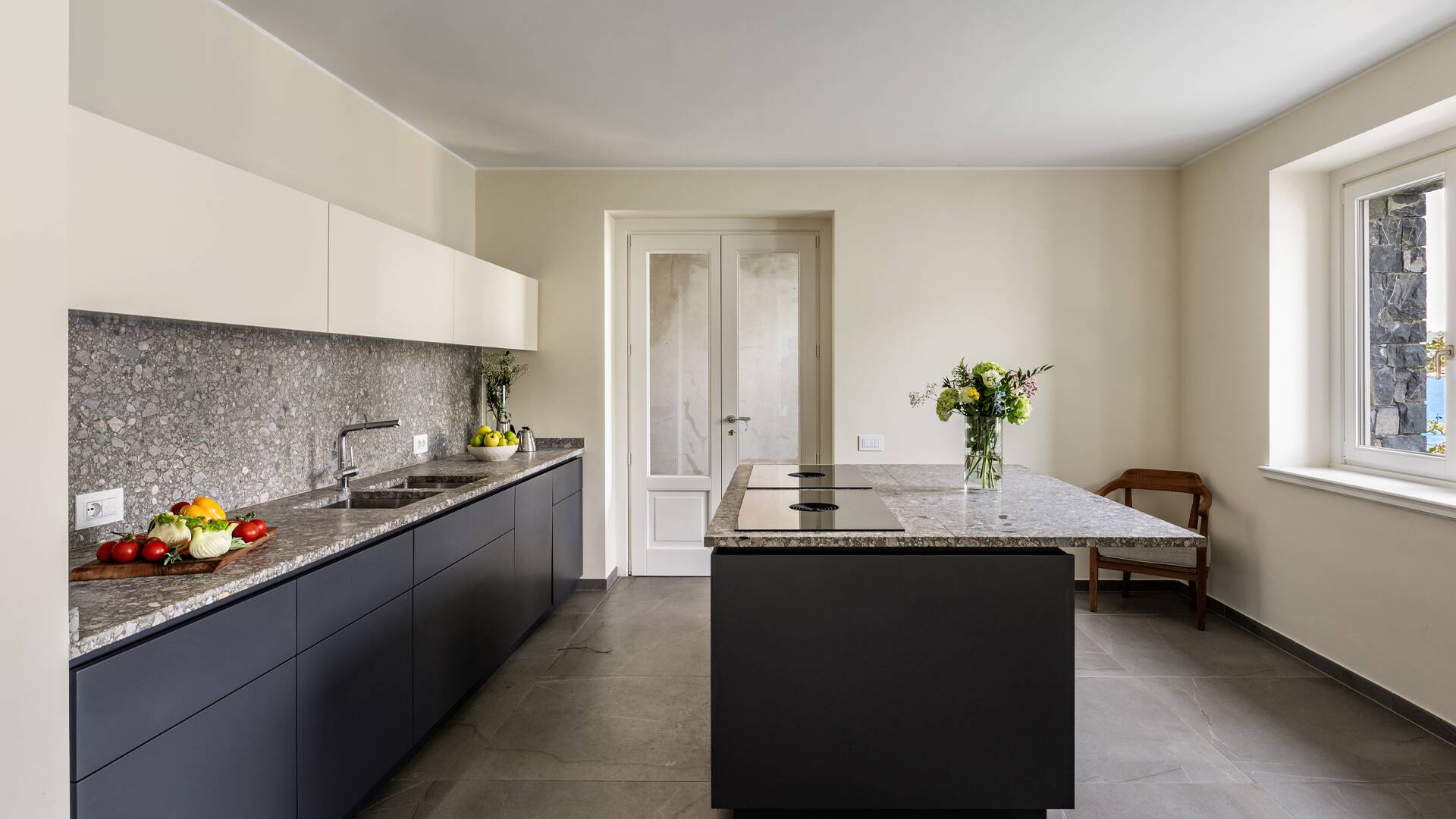 Fully-equipped kitchen