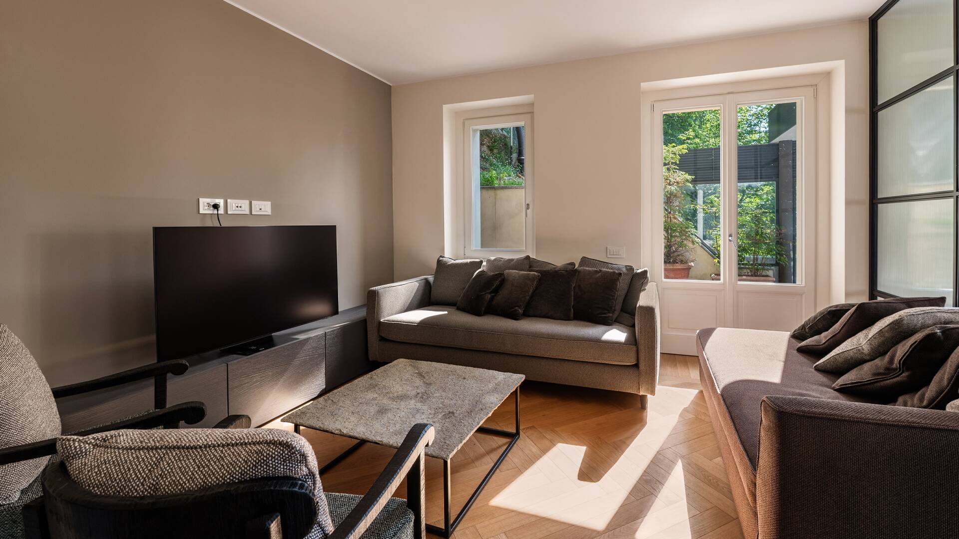 Living room with sofas and TV